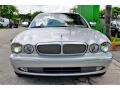 Platinum Silver Metallic - XJ Vanden Plas Photo No. 2