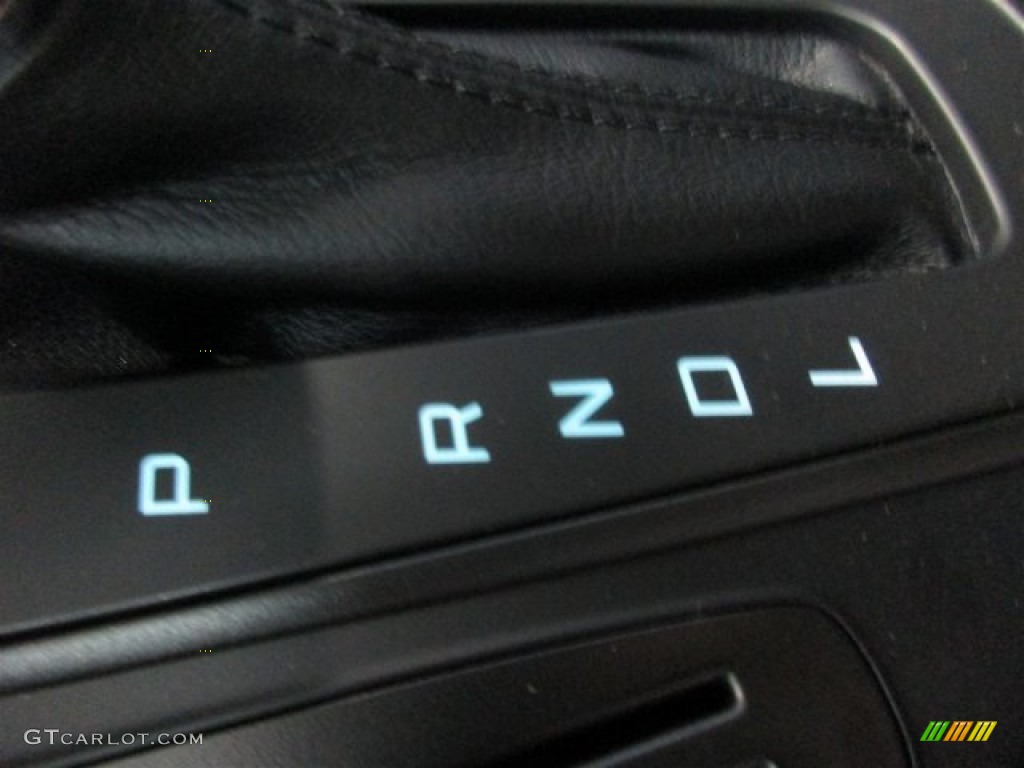 2015 Focus SE Sedan - Magnetic Metallic / Charcoal Black photo #17
