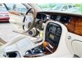 2004 Jaguar XJ Vanden Plas Controls