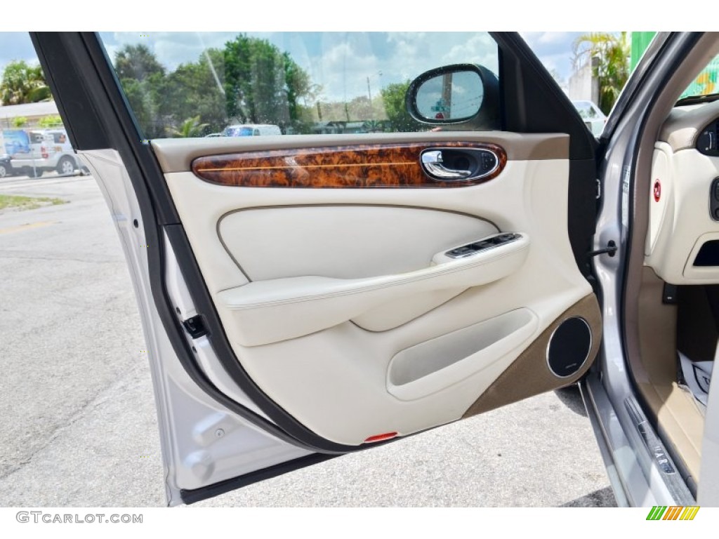 2004 Jaguar XJ Vanden Plas Ivory Door Panel Photo #106938558
