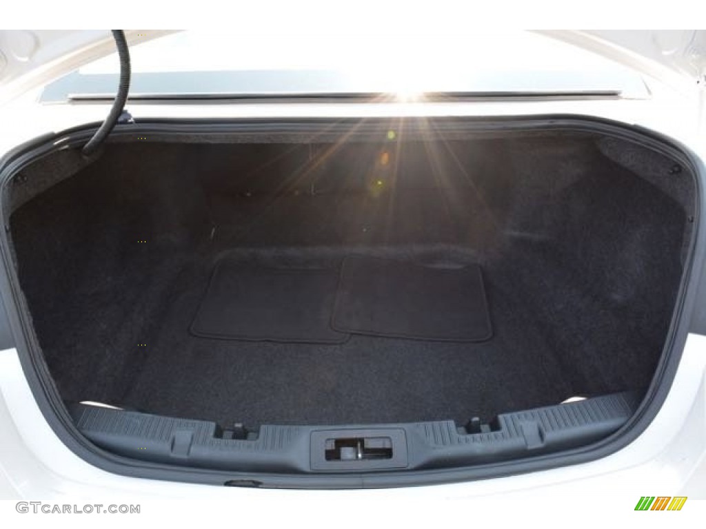 2015 Taurus Limited - Oxford White / Dune photo #15