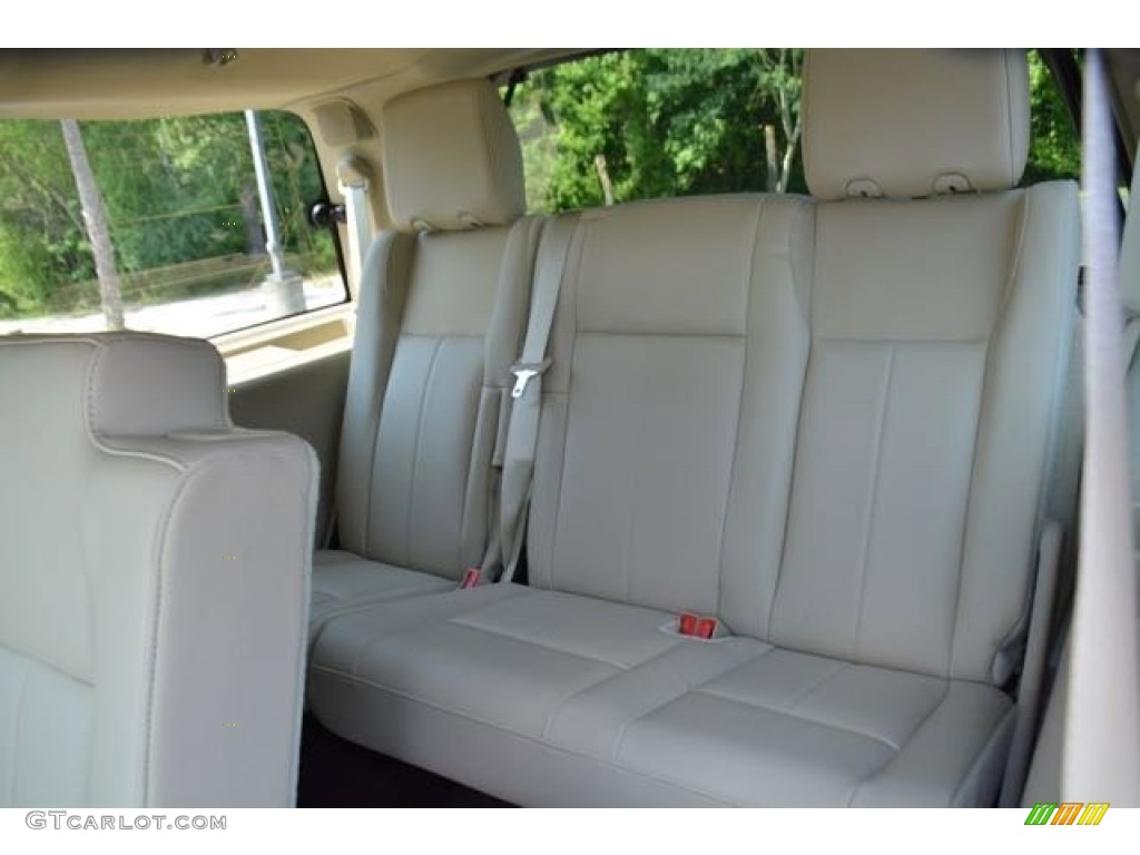2016 Ford Expedition Limited Rear Seat Photo #106949997