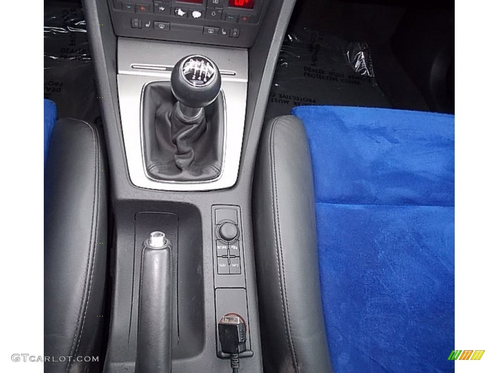 2004 S4 4.2 quattro Sedan - Nogaro Blue / Black/Blue photo #32