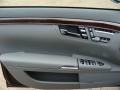 Black - S 550 Sedan Photo No. 7
