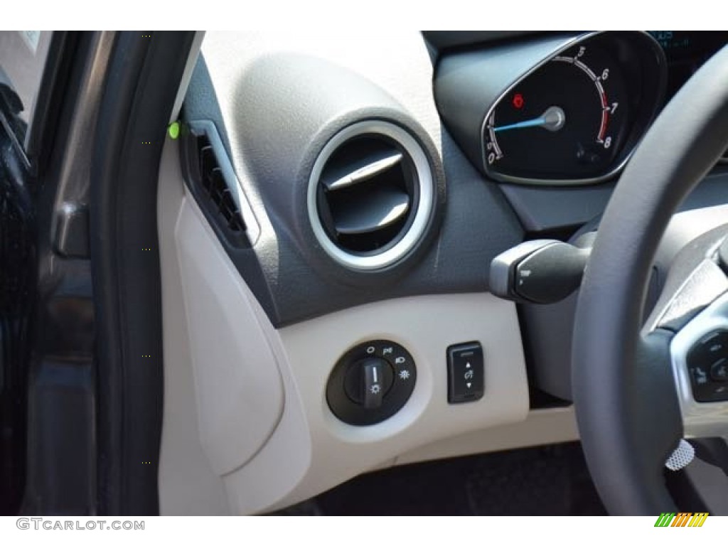 2015 Fiesta SE Hatchback - Magnetic Metallic / Medium Light Stone photo #19
