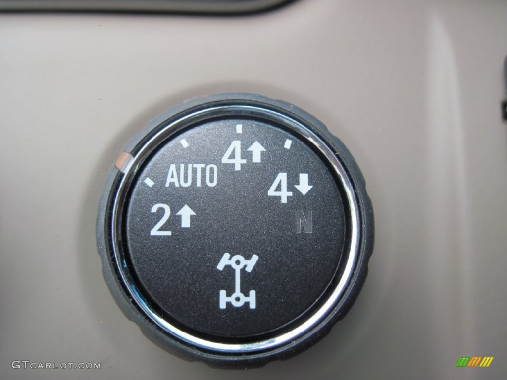 2016 Suburban LTZ 4WD - Champagne Silver Metallic / Cocoa/Dune photo #24