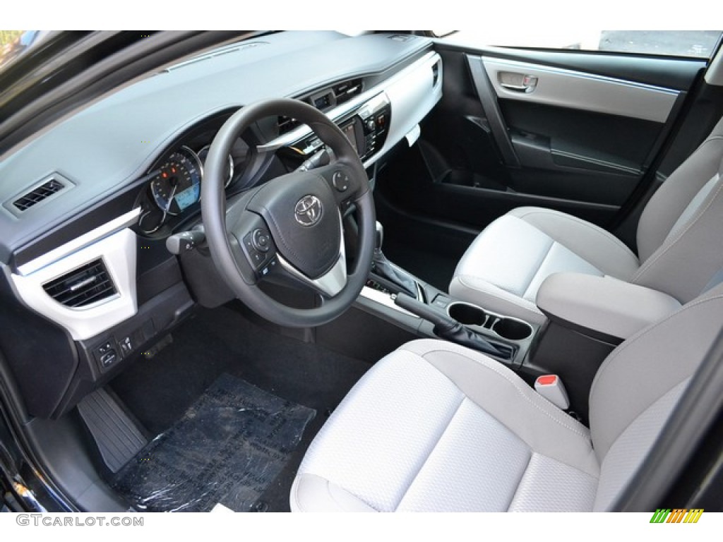 2016 Corolla LE - Black Sand Pearl / Ash photo #5