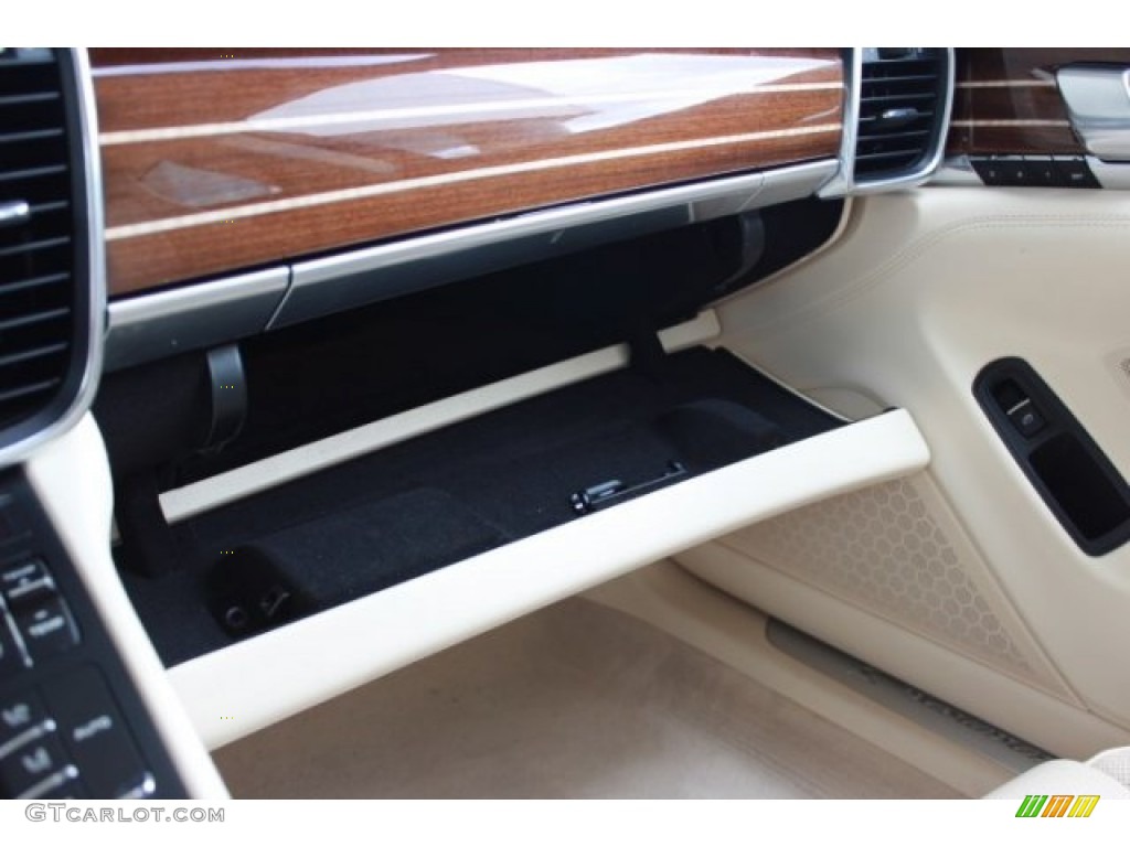 2013 Panamera S - Yachting Blue Metallic / Yachting Blue/Cream photo #29