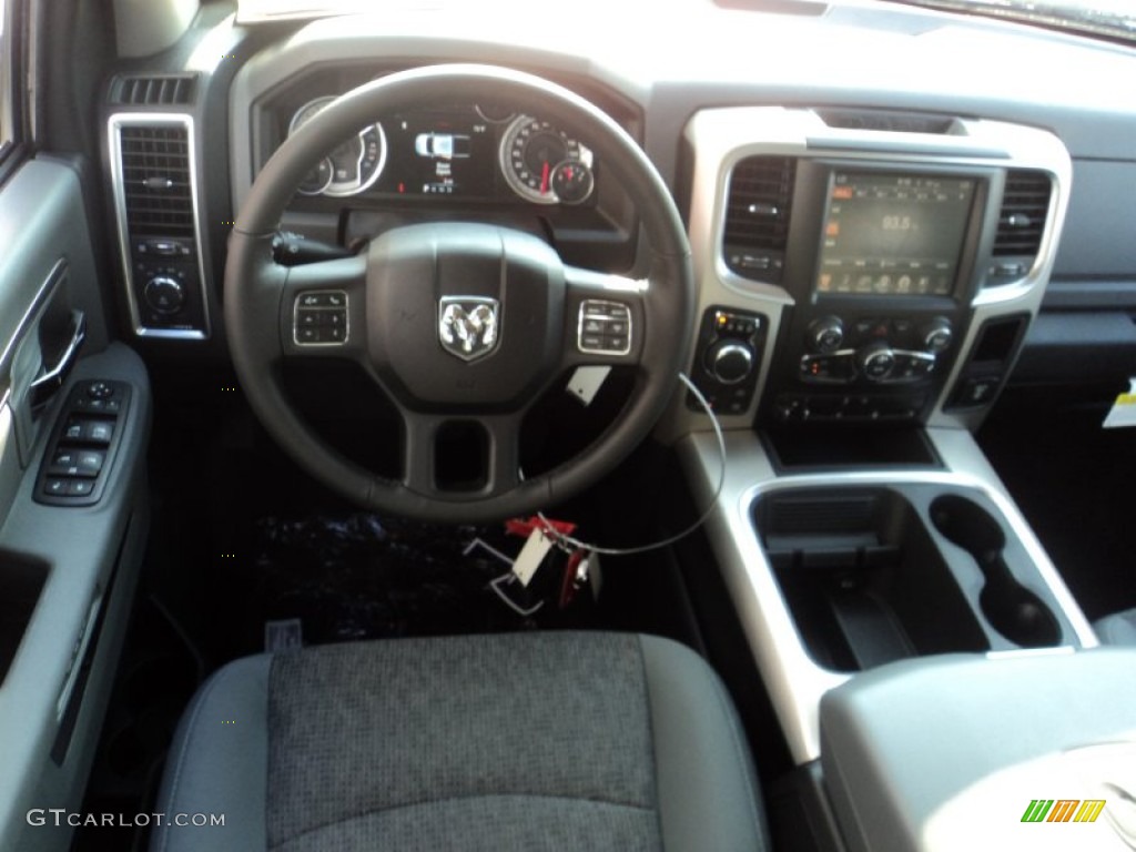 2016 Ram 1500 Outdoorsman Crew Cab 4x4 Black/Diesel Gray Dashboard Photo #106964916