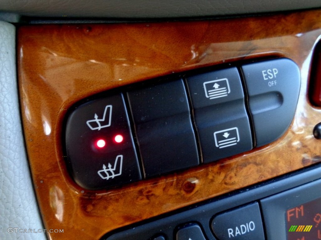 2003 Mercedes-Benz CLK 500 Coupe Controls Photo #106971075
