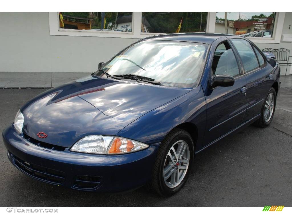 2002 Cavalier Sedan - Indigo Blue Metallic / Graphite photo #1