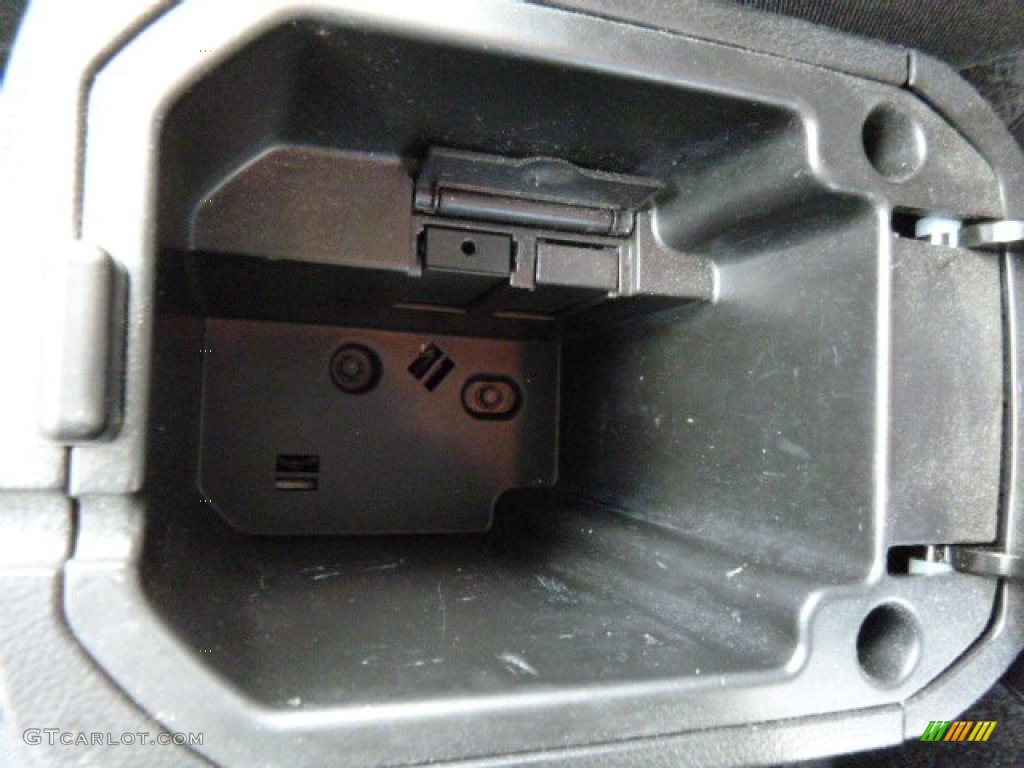 2011 Cruze LS - Taupe Gray Metallic / Jet Black/Medium Titanium photo #17