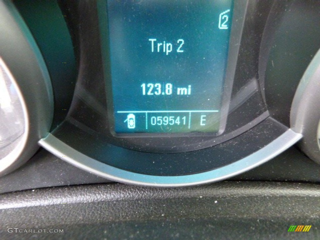 2011 Cruze LS - Taupe Gray Metallic / Jet Black/Medium Titanium photo #20