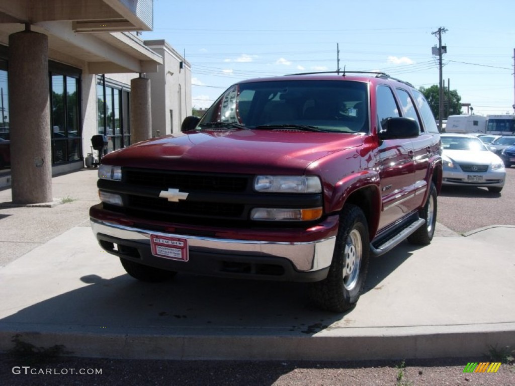 2002 Tahoe LT 4x4 - Redfire Metallic / Tan/Neutral photo #27