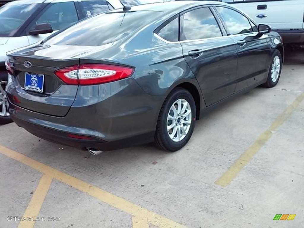 2016 Fusion S - Magnetic Metallic / Medium Earth Gray photo #3