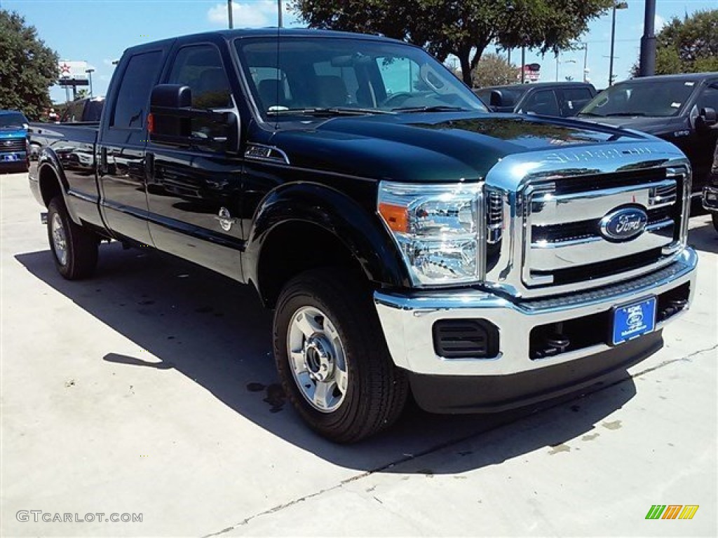 2015 F350 Super Duty XLT Crew Cab 4x4 - Green Gem / Adobe photo #2