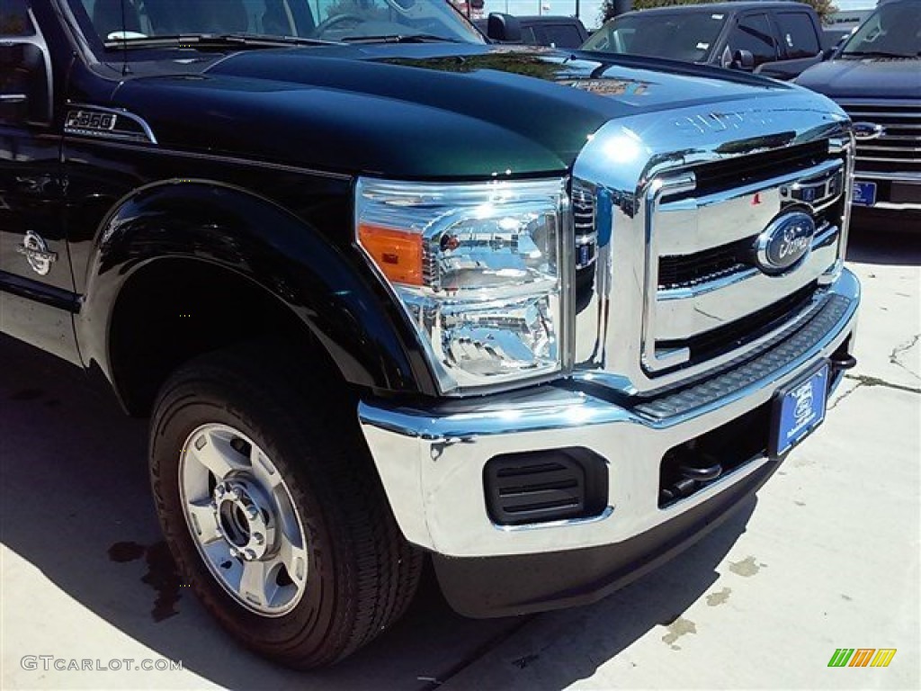 2015 F350 Super Duty XLT Crew Cab 4x4 - Green Gem / Adobe photo #3