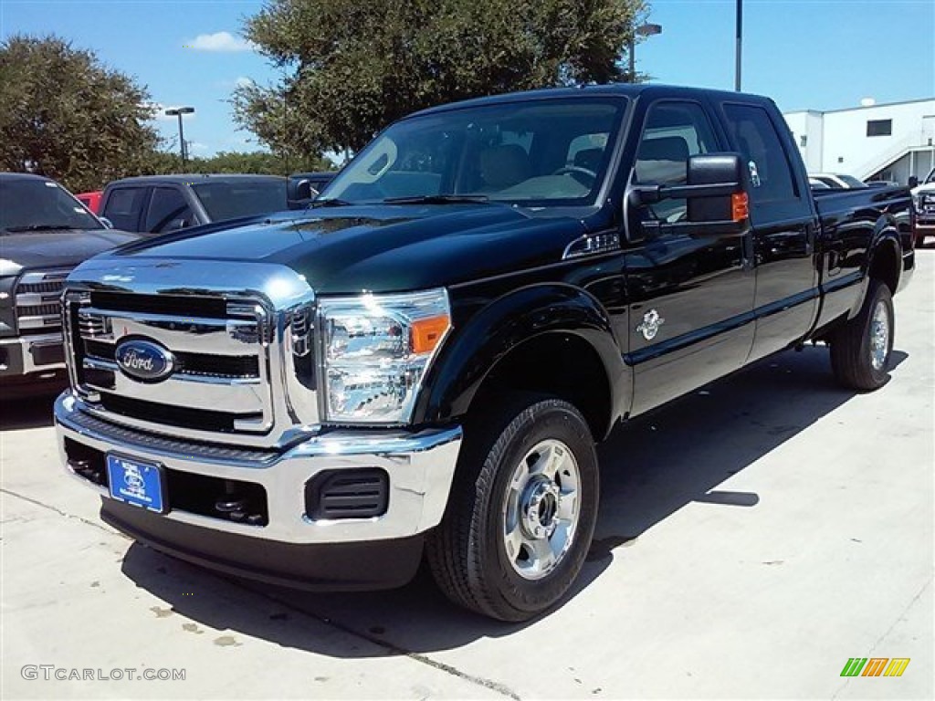 2015 F350 Super Duty XLT Crew Cab 4x4 - Green Gem / Adobe photo #9