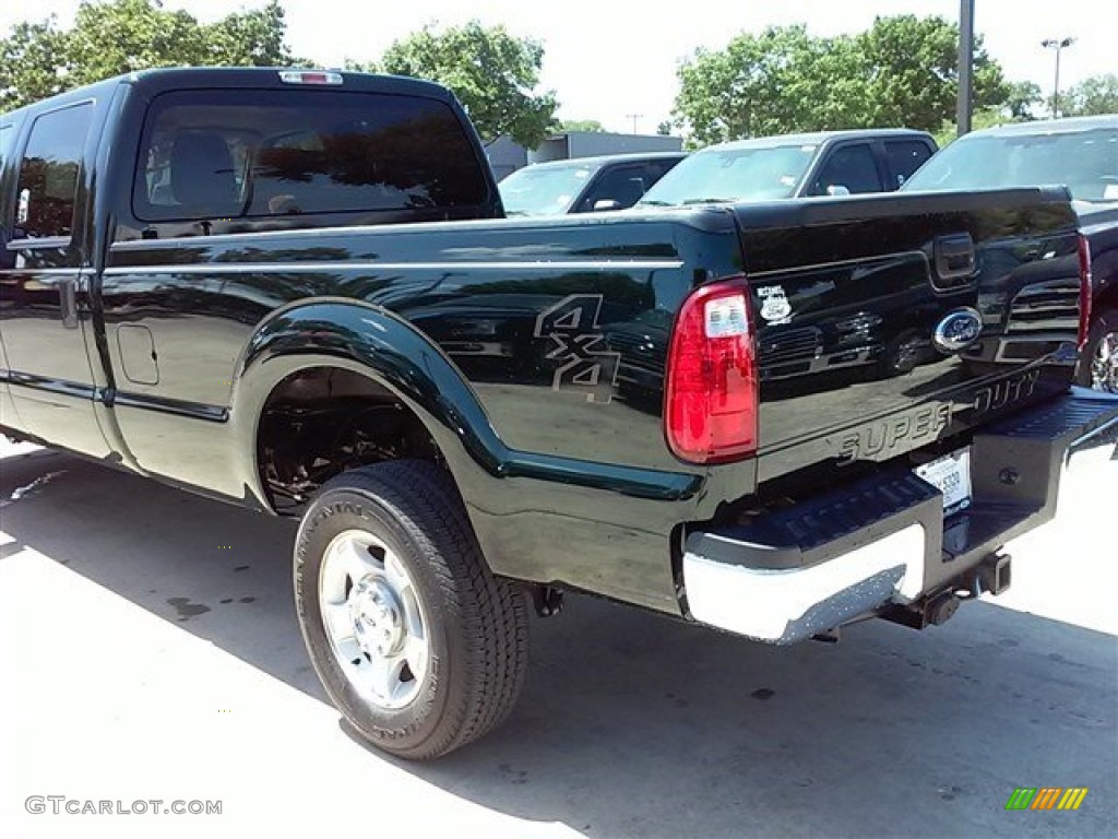 2015 F350 Super Duty XLT Crew Cab 4x4 - Green Gem / Adobe photo #13