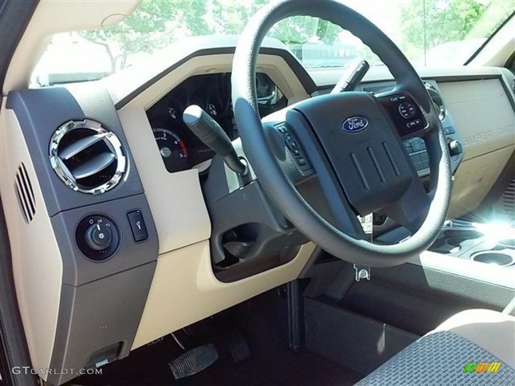 2015 F350 Super Duty XLT Crew Cab 4x4 - Green Gem / Adobe photo #31