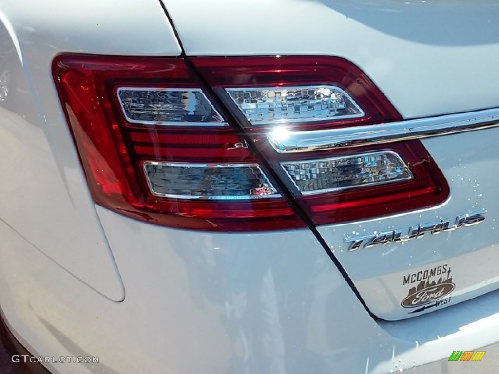 2015 Taurus SEL - Oxford White / Dune photo #12