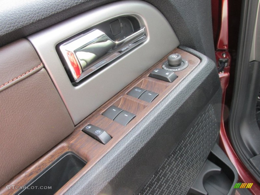 2016 Ford Expedition King Ranch Controls Photo #107000071