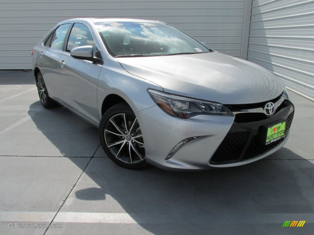 2015 Camry XSE V6 - Celestial Silver Metallic / Black photo #2