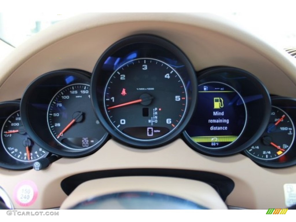 2016 Porsche Cayenne Standard Cayenne Model Gauges Photos