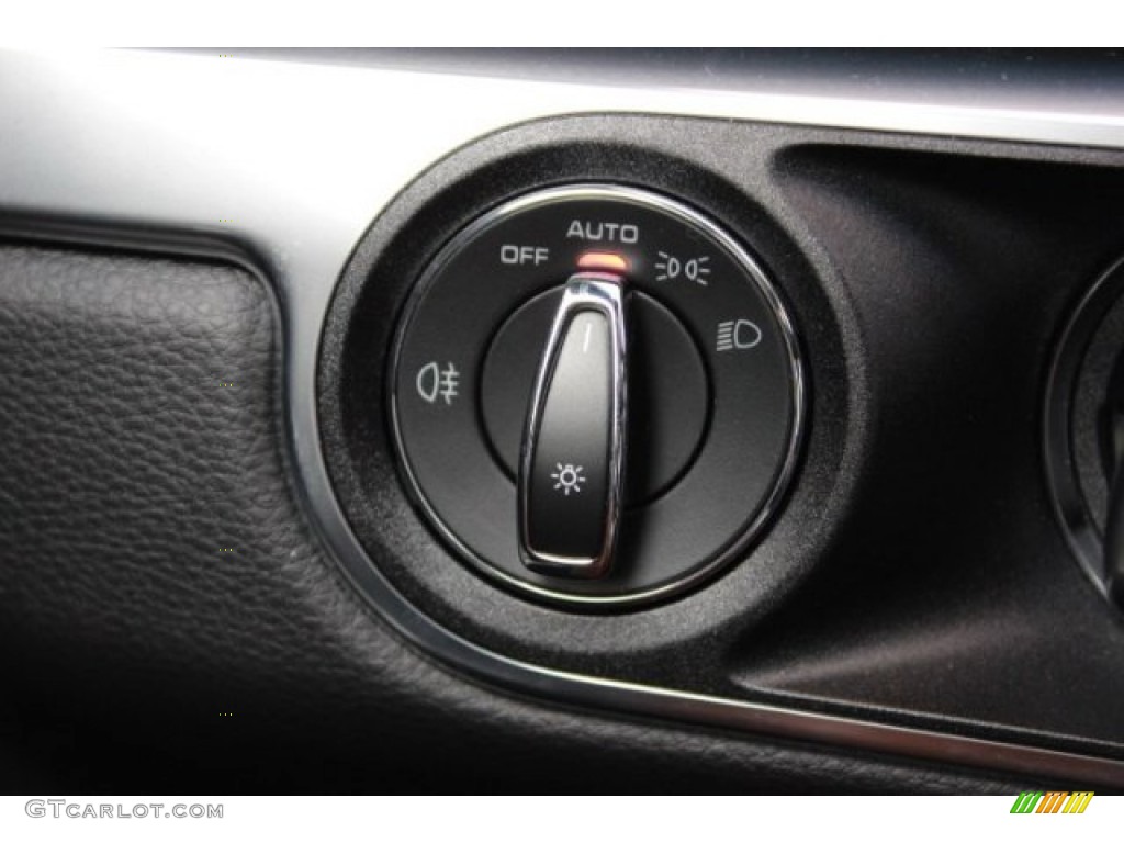 2016 Porsche Cayman Standard Cayman Model Controls Photos