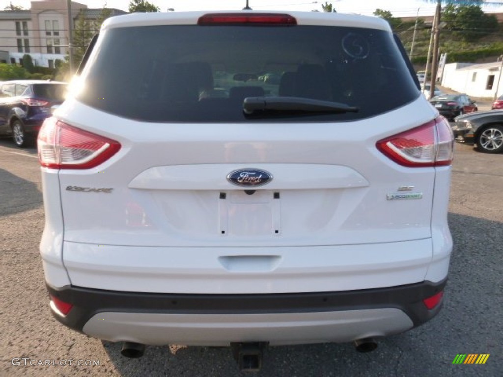 2015 Escape SE - Oxford White / Medium Light Stone photo #2