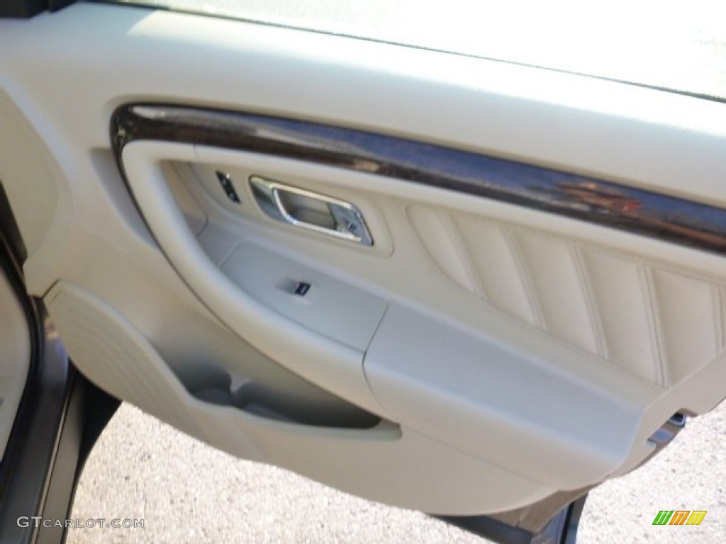 2015 Taurus Limited AWD - Caribou Metallic / Dune photo #12