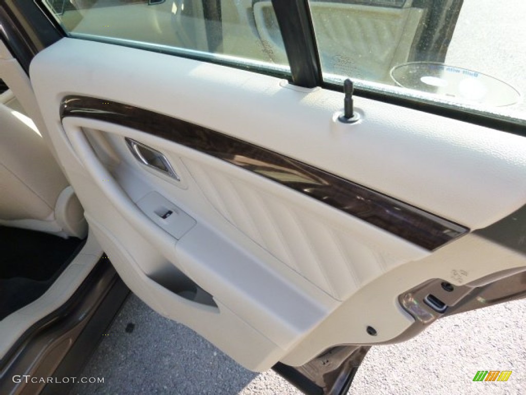 2015 Taurus Limited AWD - Caribou Metallic / Dune photo #15