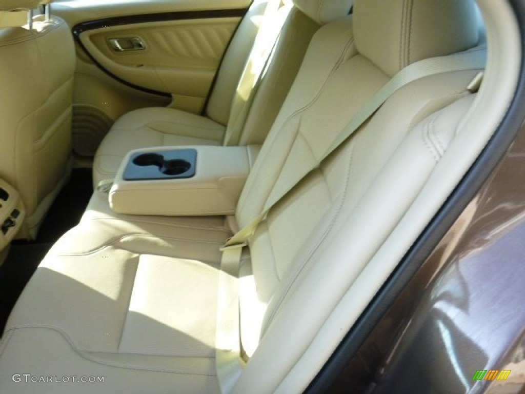 2015 Taurus Limited AWD - Caribou Metallic / Dune photo #17
