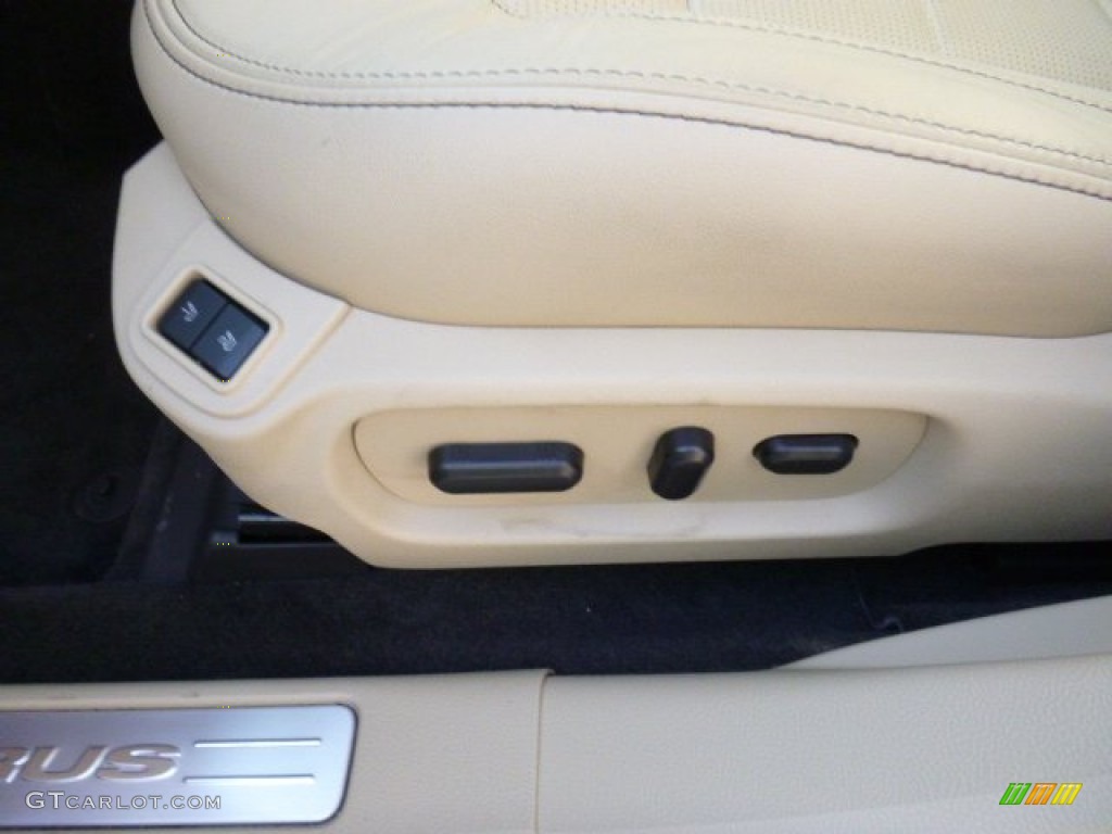 2015 Taurus Limited AWD - Caribou Metallic / Dune photo #21