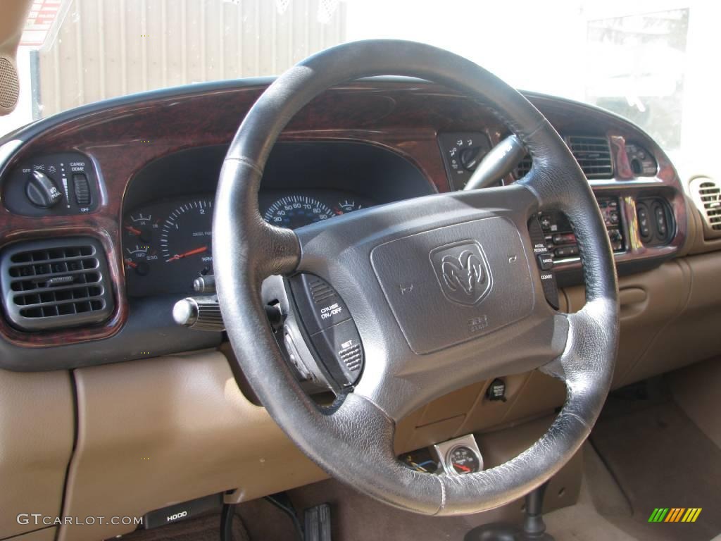 2001 Ram 2500 SLT Quad Cab 4x4 - Intense Blue Pearl / Mist Gray photo #10