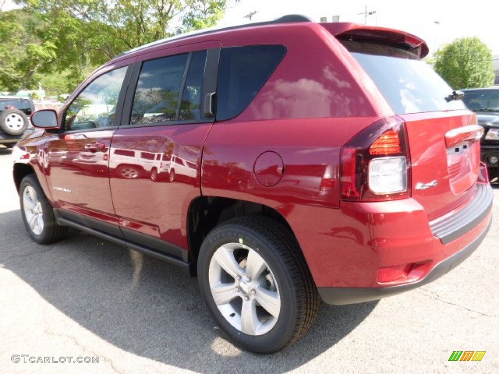 2016 Compass Latitude 4x4 - Deep Cherry Red Crystal Pearl / Dark Slate Gray photo #3