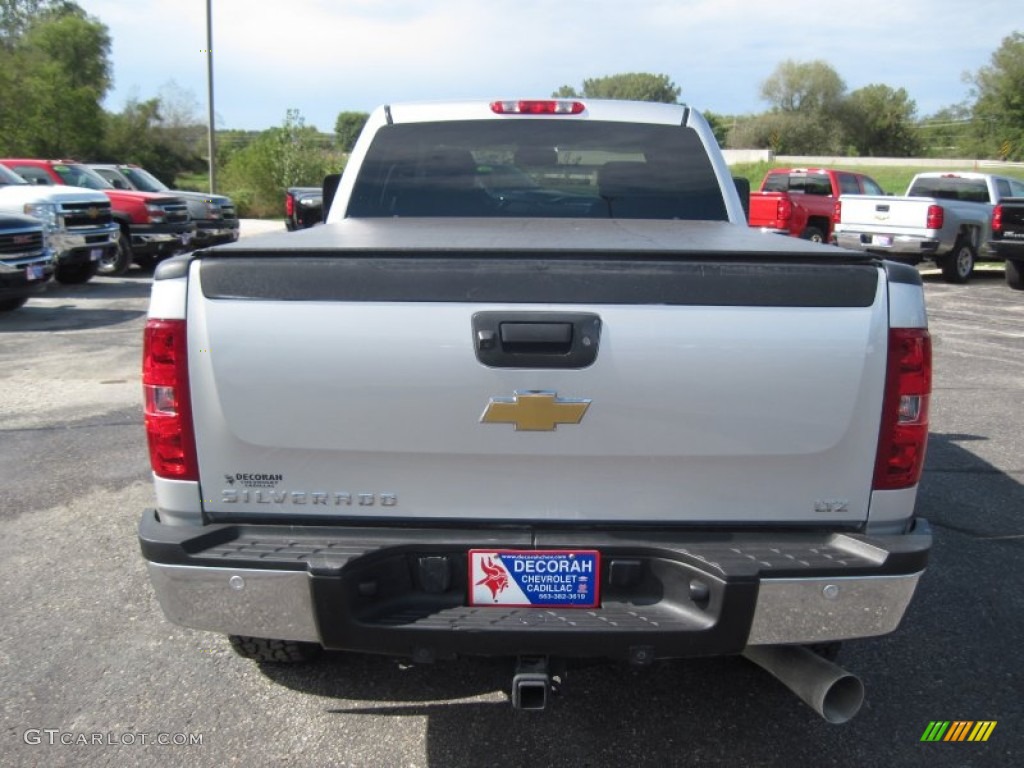 2010 Silverado 2500HD LTZ Crew Cab 4x4 - Sheer Silver Metallic / Ebony photo #14