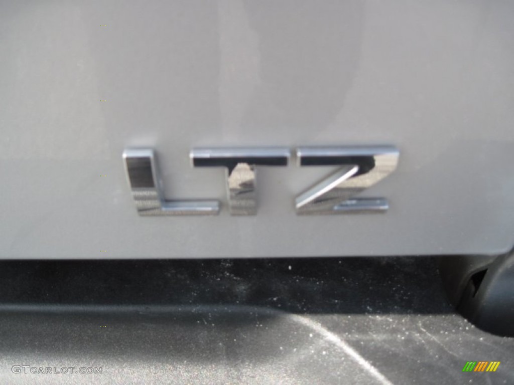 2010 Silverado 2500HD LTZ Crew Cab 4x4 - Sheer Silver Metallic / Ebony photo #15