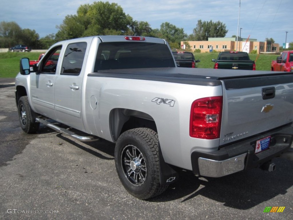 2010 Silverado 2500HD LTZ Crew Cab 4x4 - Sheer Silver Metallic / Ebony photo #17