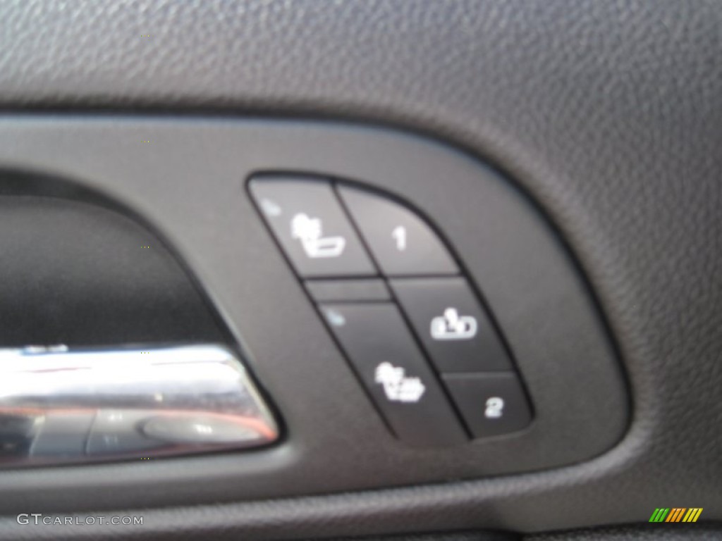 2010 Silverado 2500HD LTZ Crew Cab 4x4 - Sheer Silver Metallic / Ebony photo #19
