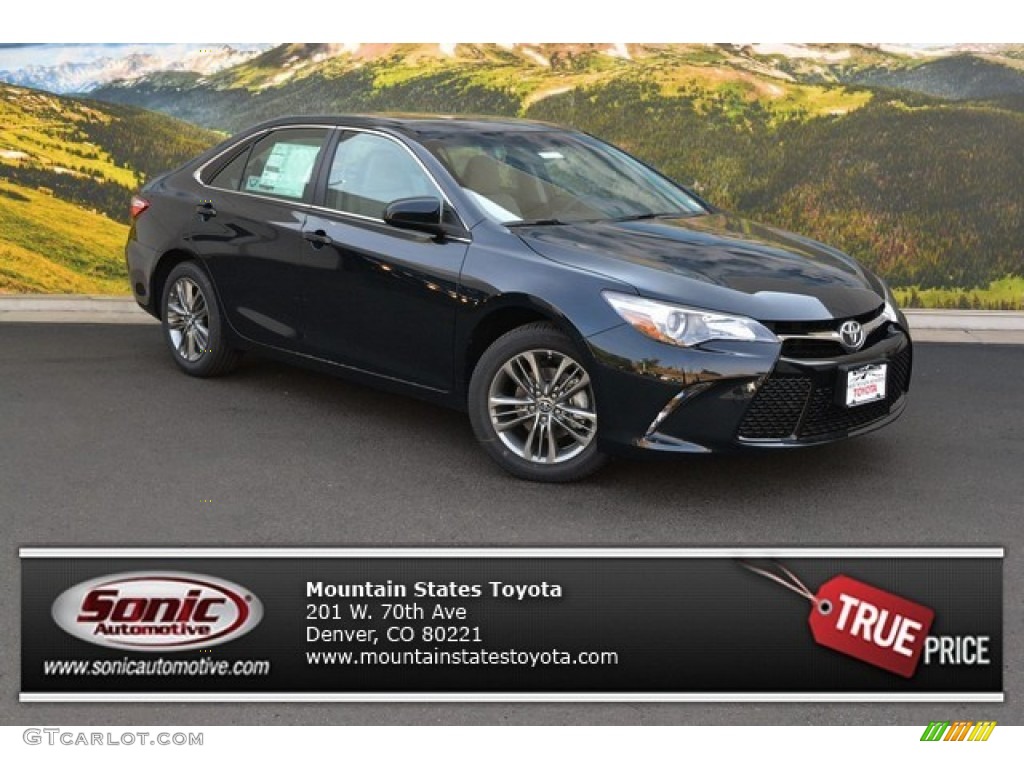 2016 Midnight Black Metallic Toyota Camry SE 107010997