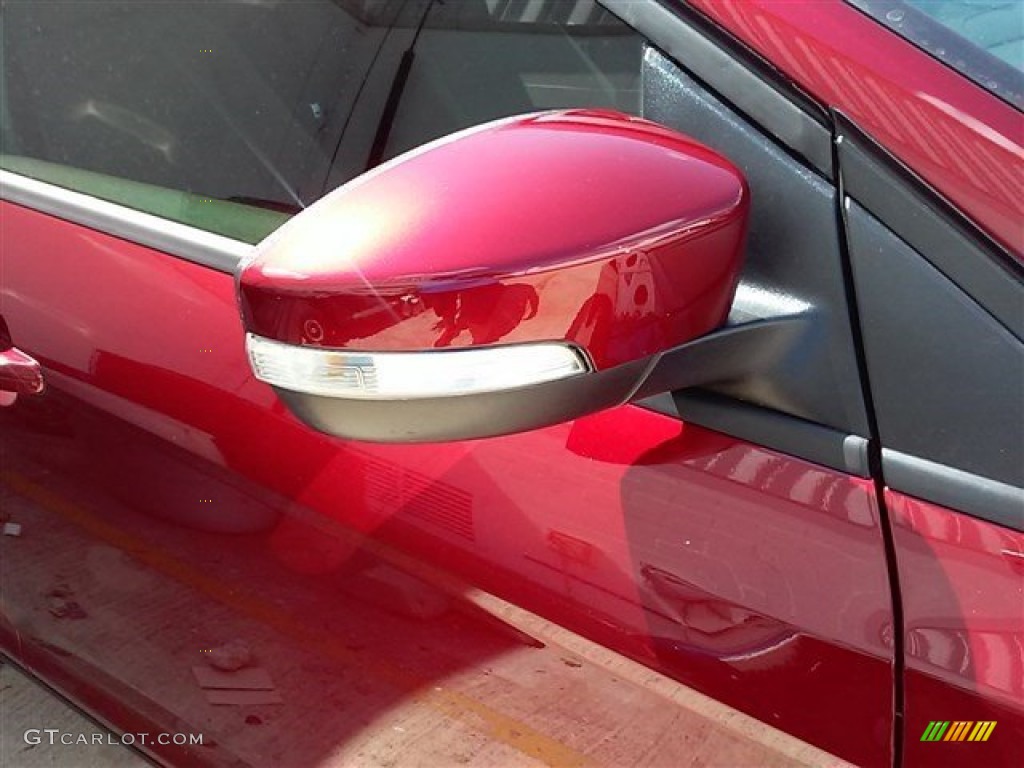 2015 Focus SE Sedan - Ruby Red Metallic / Medium Light Stone photo #4