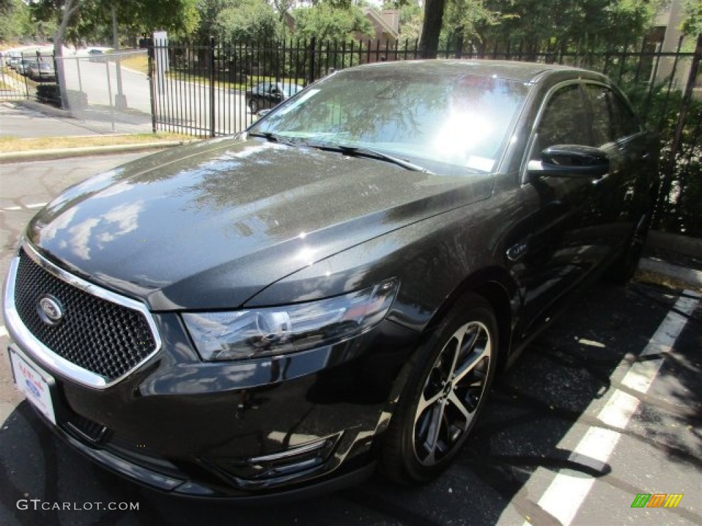 2015 Taurus SHO AWD - Tuxedo Black Metallic / SHO Charcoal Black/Mayan Gray photo #2