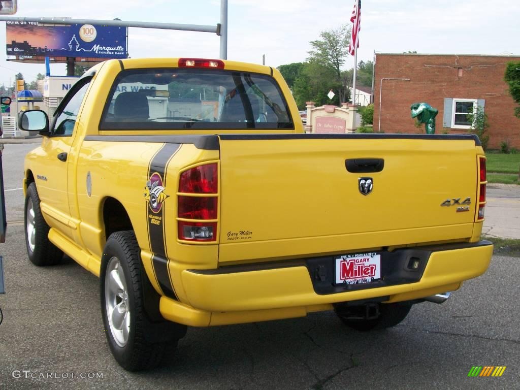 2005 Ram 1500 SLT Rumble Bee Regular Cab 4x4 - Solar Yellow / Dark Slate Gray photo #3