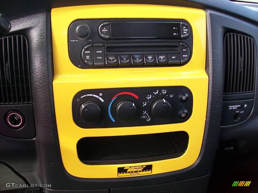 2005 Ram 1500 SLT Rumble Bee Regular Cab 4x4 - Solar Yellow / Dark Slate Gray photo #14