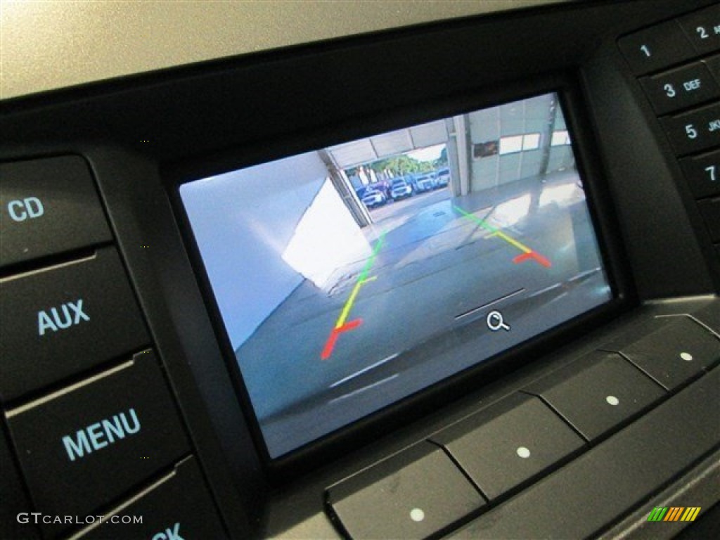 2015 Taurus SE - Tuxedo Black Metallic / Dune photo #15