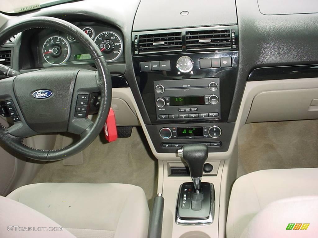 2008 Fusion SEL V6 - White Suede / Camel photo #13