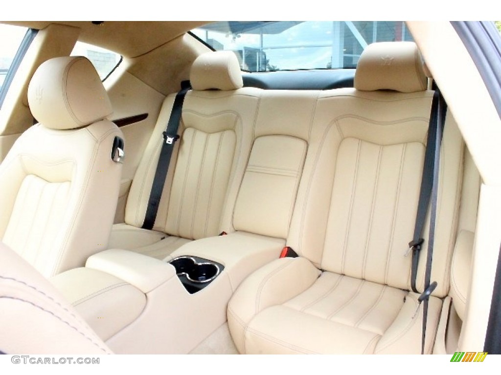 Beige Interior 2011 Maserati GranTurismo Coupe Photo #107036505