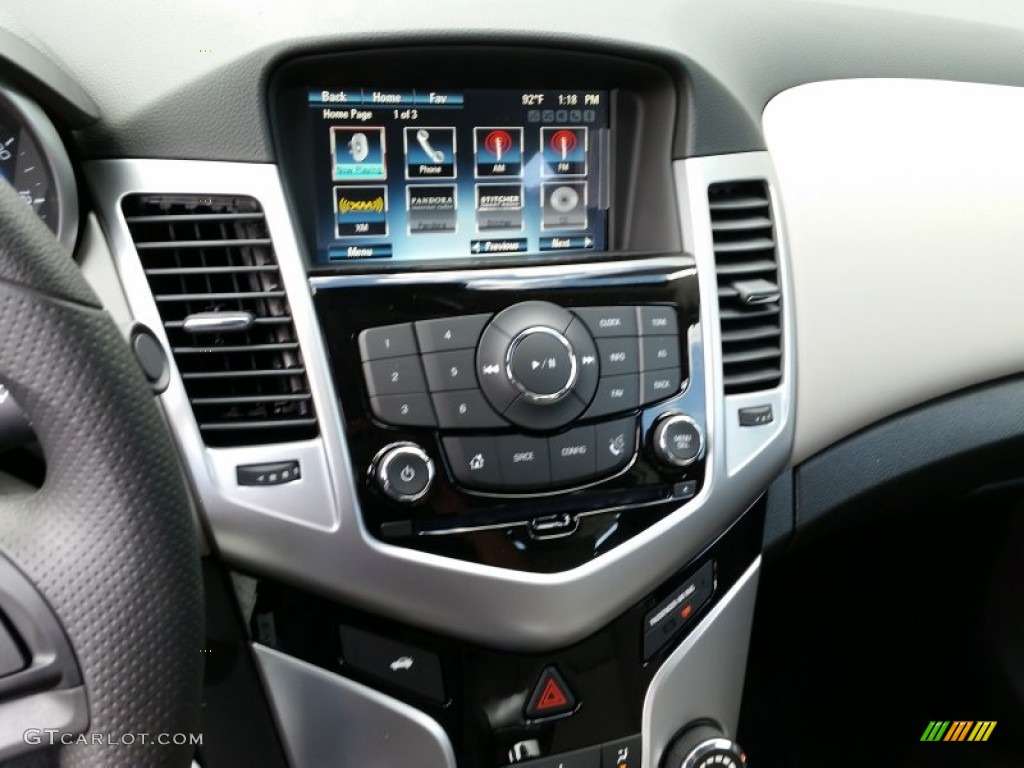 2016 Cruze Limited LT - Silver Ice Metallic / Medium Titanium photo #10