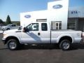 Oxford White - F250 Super Duty XL Super Cab 4x4 Photo No. 10